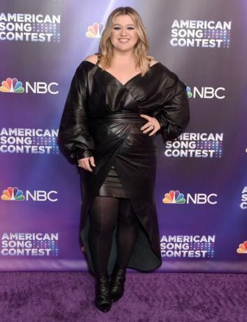 Kelly Clarkson American Song Competition skórzana sukienka