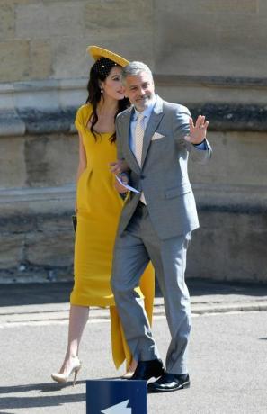 Amal Clooney nosi Custom Prada na Royal Wedding