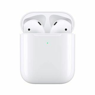 AirPods z bezprzewodowym etui ładującym