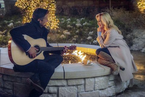 kellie pickler wes brown christmas at graceland spinoff