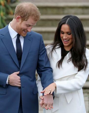 Pierścionek zaręczynowy Meghan Markle