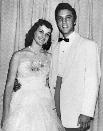 Elvis Presley i Dixie Locke na balu w Memphis, 1955