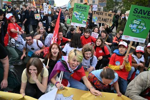 greta thunberg protesty przeciwko zmianom klimatu glasgow
