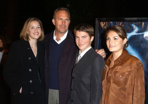 Kevin Costner z dziećmi Annie Lily i Joe