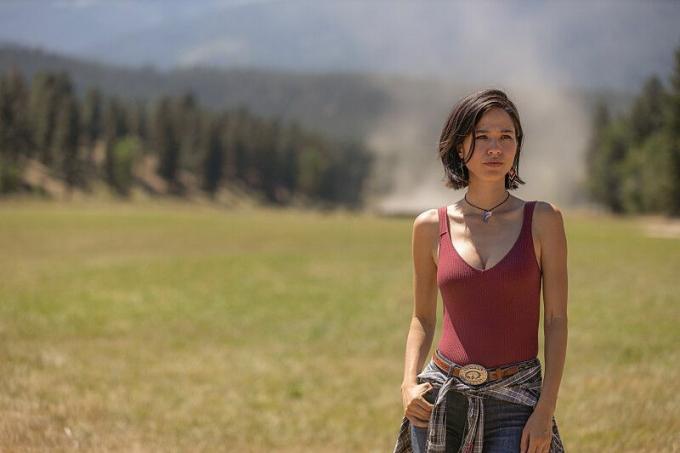 Kelsey Asbille jako Monica Dutton na Yellowstone