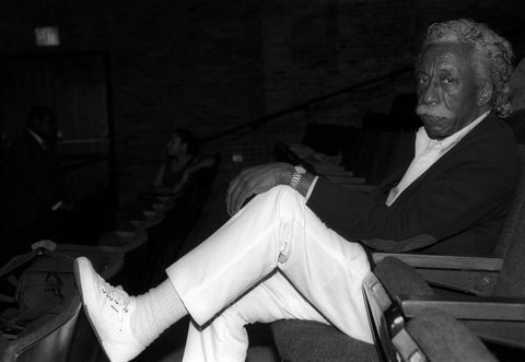 nowy jork, nowy jork sierpień 18 gordon parks pojawia się na portrecie zrobionym podczas premiery filmu hbo strapped w reżyserii Foresta whitaker, w teatrze publicznym josepha pappa, 18 sierpnia 1993 r. w Nowym Jorku fot. al pereiragetty imagesmichael ochs archiwa
